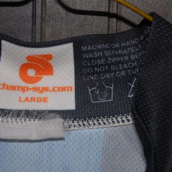 Champ-sys Women's Lg Cycling Jersey NWOT - Picture 2 of 3